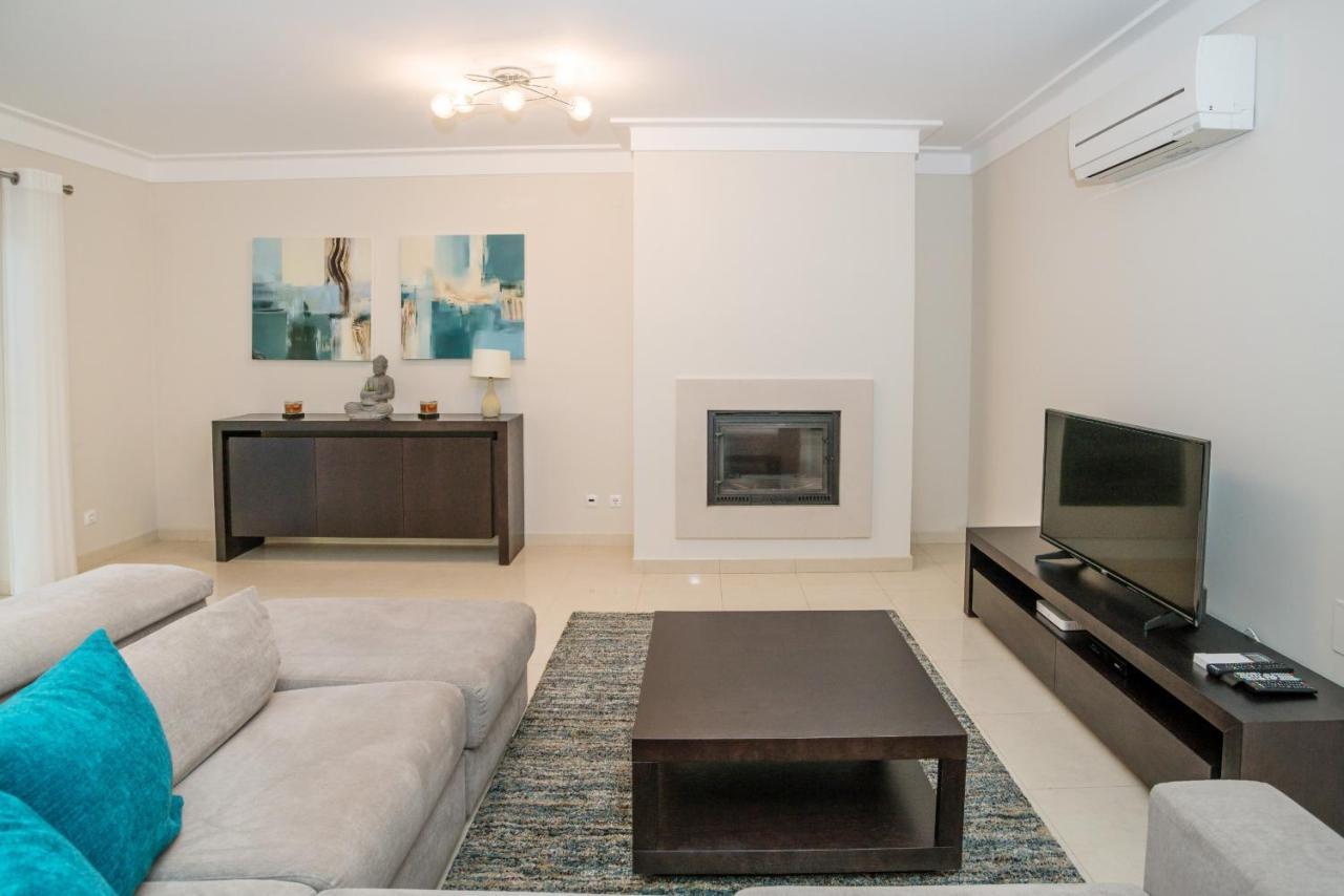 הוילה Portimao Elegant House With Pool By Homing מראה חיצוני תמונה